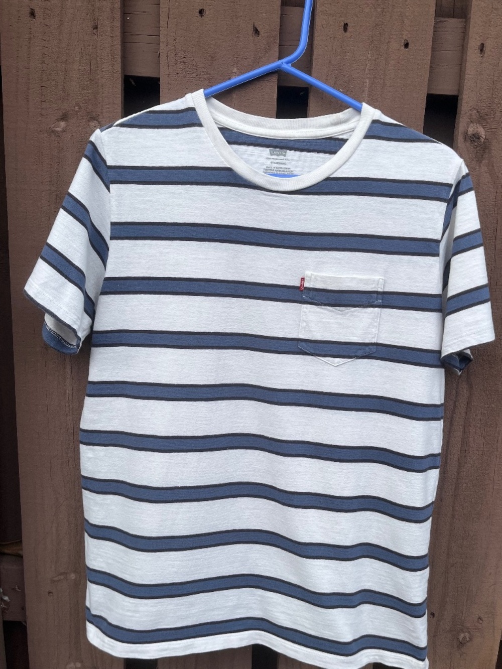 Levi's Mens Standard Fit Striped Pocket T-Shirt White Blue/Black Stripes Size M